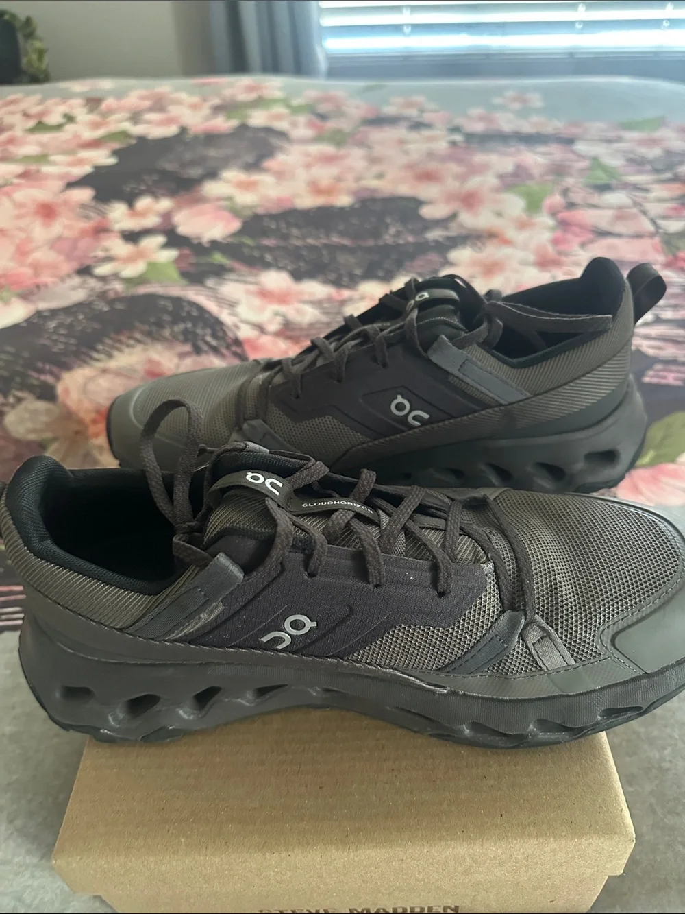 Women’s On Cloud Cloudhorizon Size 9.5